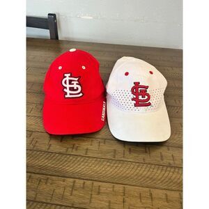 Cardinals baseball hats 2 hat lot. EE